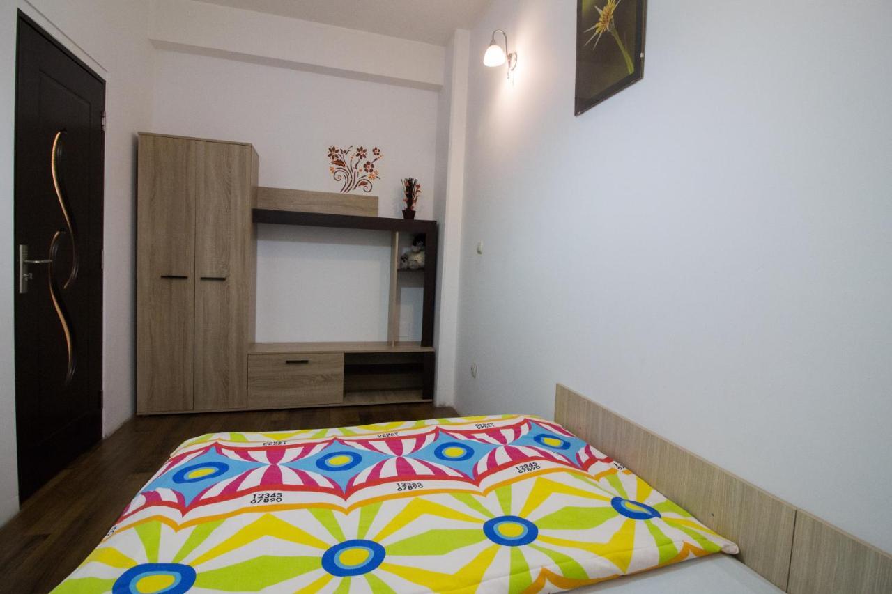 Intim Studio Flat Arad Ngoại thất bức ảnh